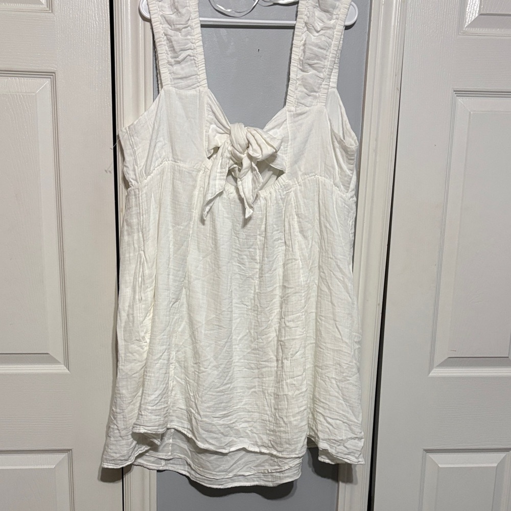 Elegant White dress - Picture 4 of 10